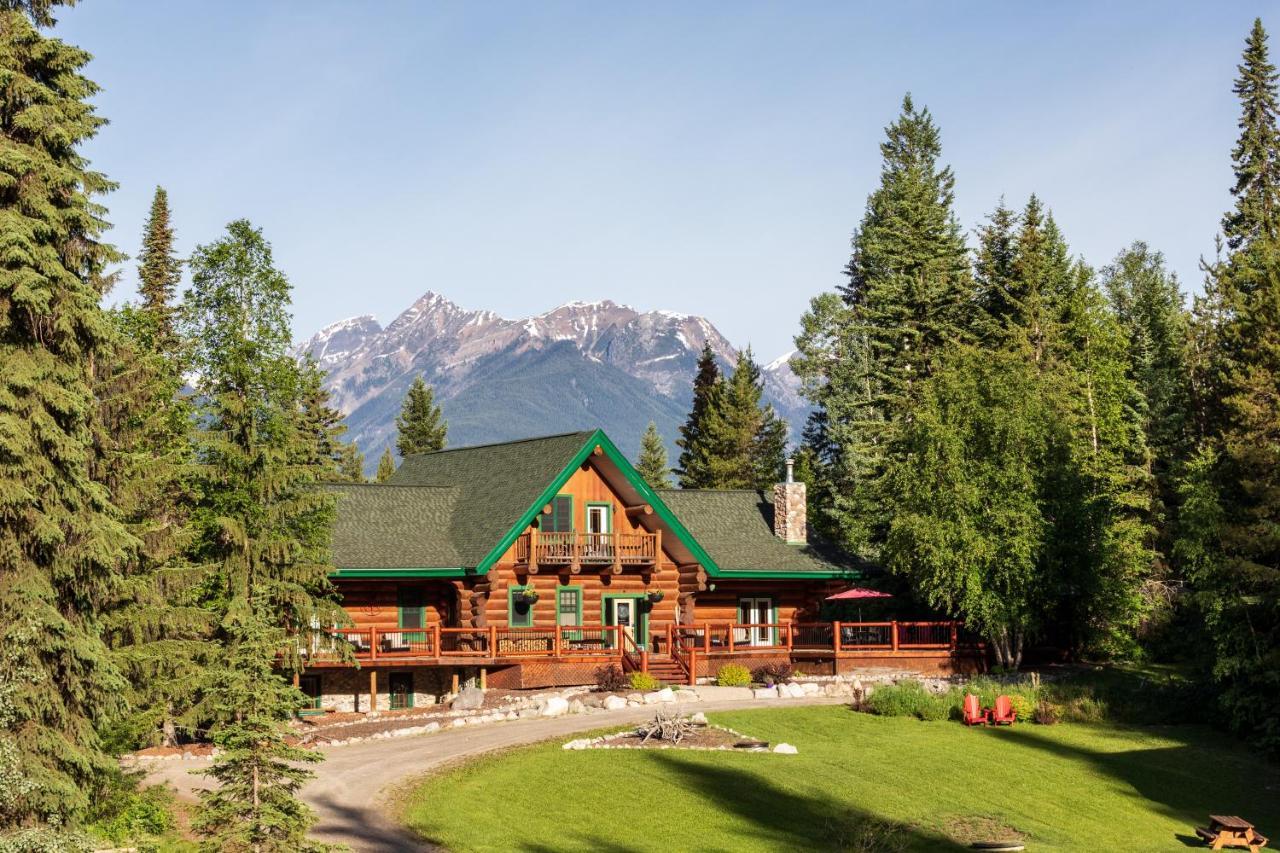 Lodge Moberly *